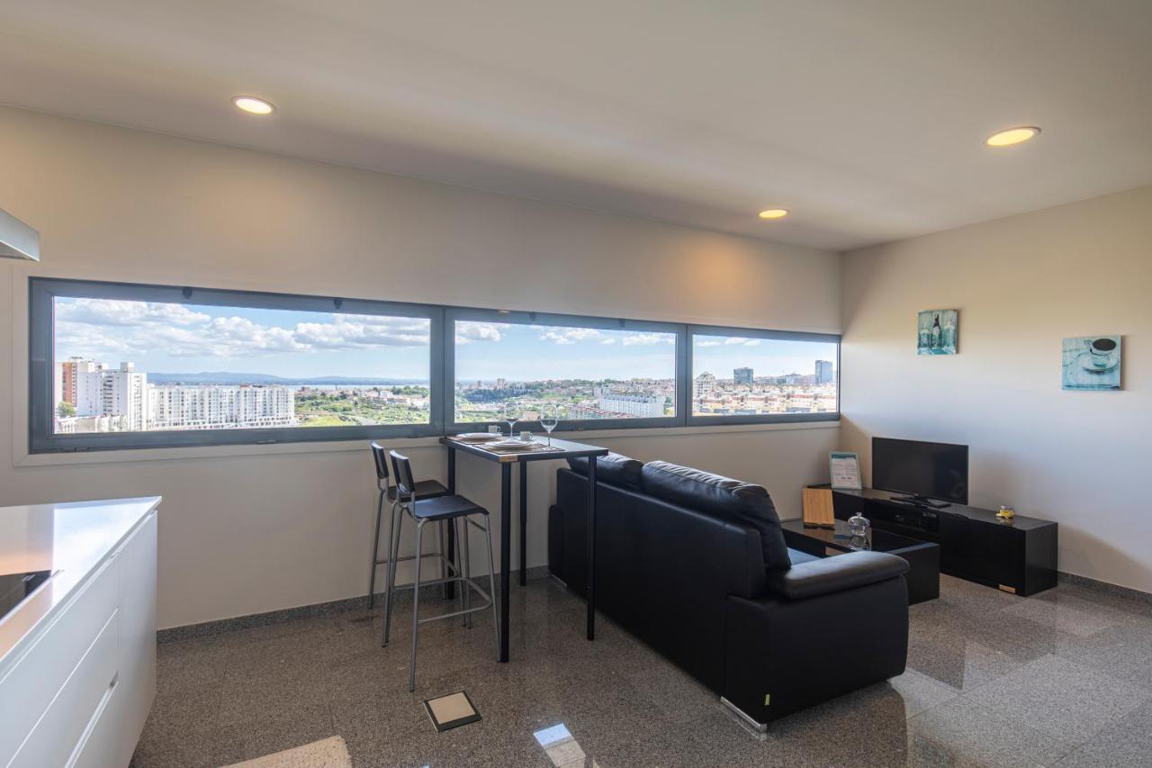 Lovelystay - Trendy 1bdr W/ River View Lisbon